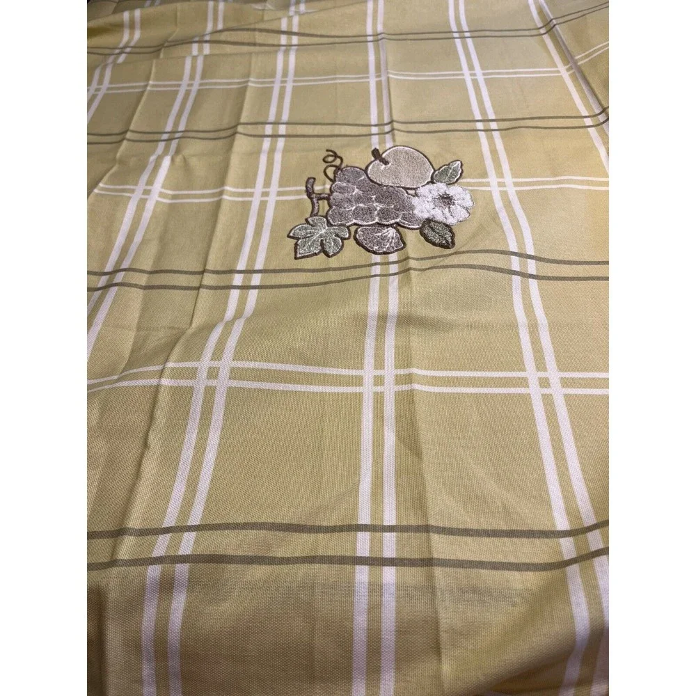 New Vingi Brown Green Plaid Tablecloth Fruit Appliqué 100% Cotton 54” x 70”